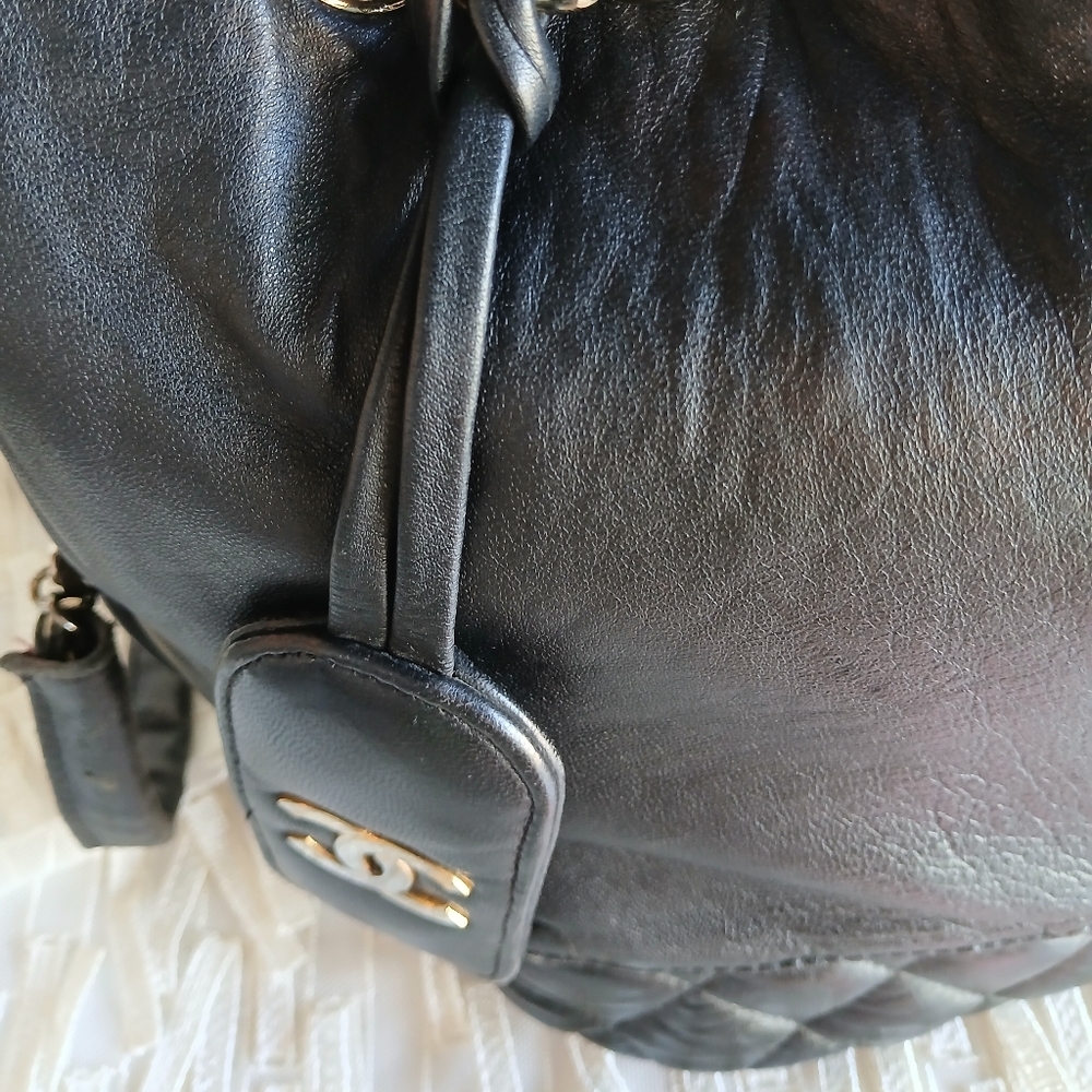 Chanel 80's Bucket Bag - Picture 8 of 16